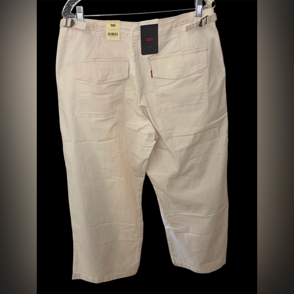 Levi’s Cargo Pants - Picture 2 of 7